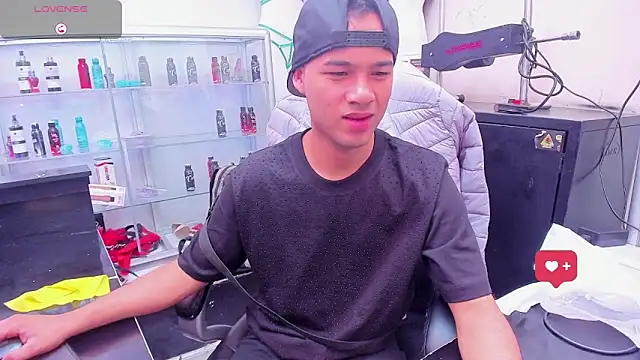 SweeXioji live sex cam