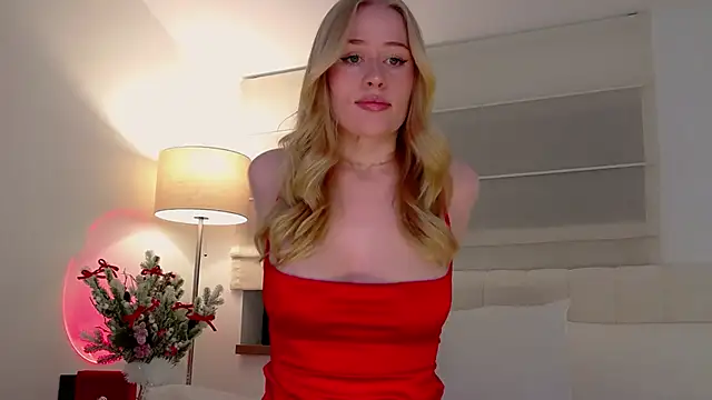 JuliaJaee live sex cam