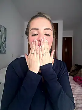 Alirawrz live sex cam