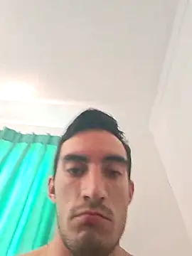 TommyMomentum live sex cam