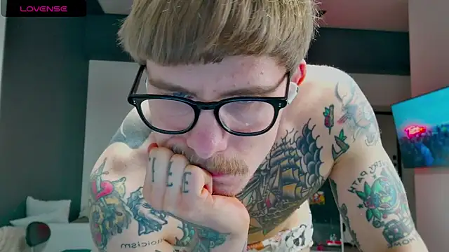 white_King9999's cam snapshot