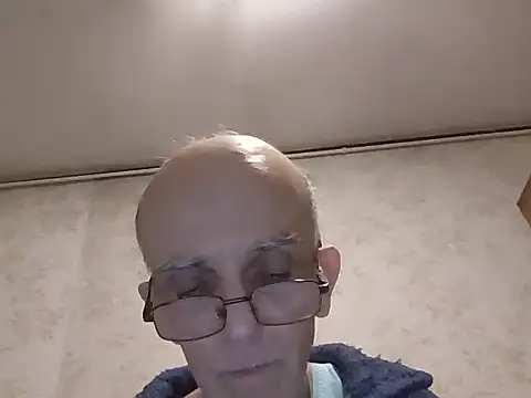 mariusica1@xh live sex cam