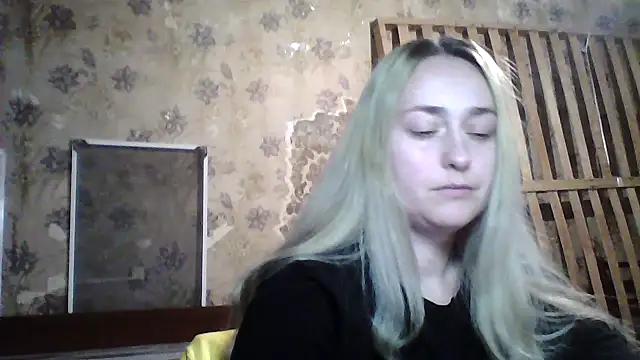 Vassila69 live sex cam