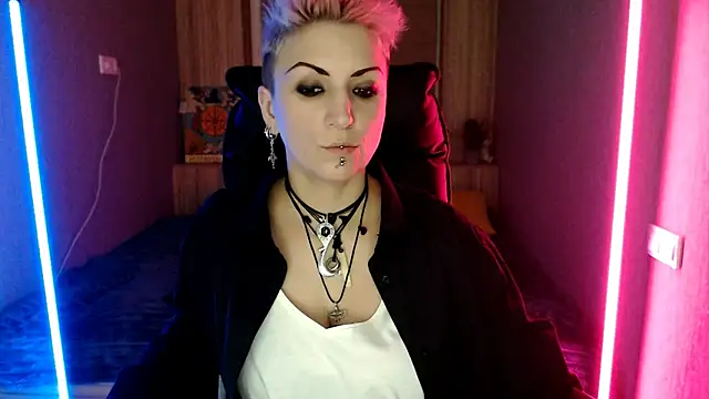 Sweet-n-Strong live sex cam