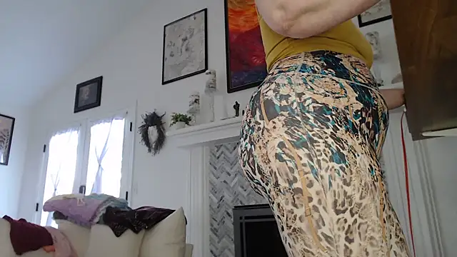 AuroraWillows's cam snapshot