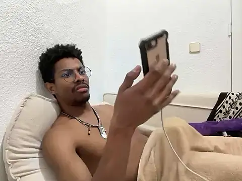 Albert_Madrid live sex cam