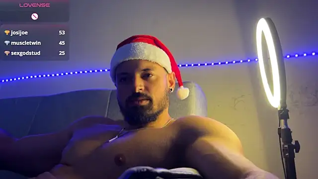 Lucasfit24 live sex cam