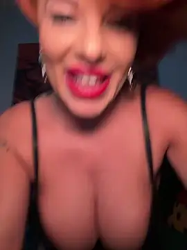 Selvaggia_official83 live sex cam