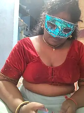 divyatamil143's cam snapshot