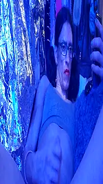 gurlnips live sex cam