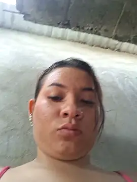 hot-mom22 live sex cam