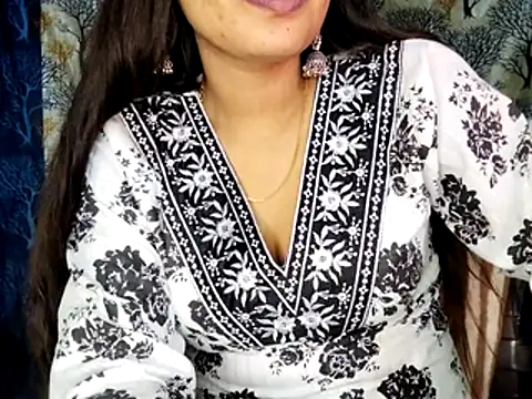 Aarvi_Arora live sex cam