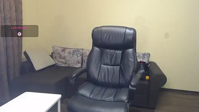 KandyHellenx live sex cam