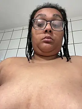 vanilla_chocolate23's cam snapshot