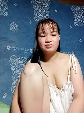 Noelle-e live sex cam