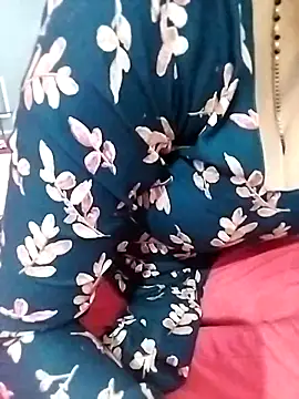 Shivangi-Sinha's cam snapshot