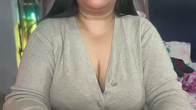 FlatVincy4's cam snapshot