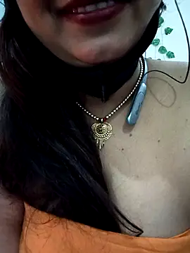 Taniya-2025's cam snapshot