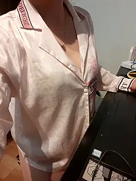 moon_baby99's cam snapshot