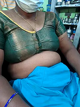 Tamilselviroja-'s cam snapshot