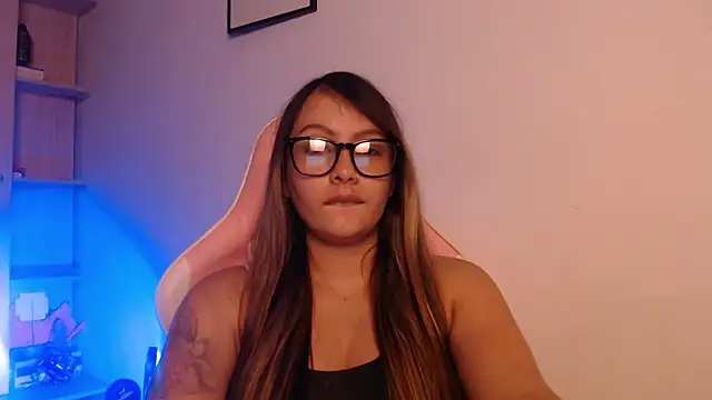 lalawhitte's cam snapshot