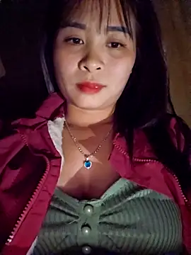 Squirrel-Pear's cam snapshot