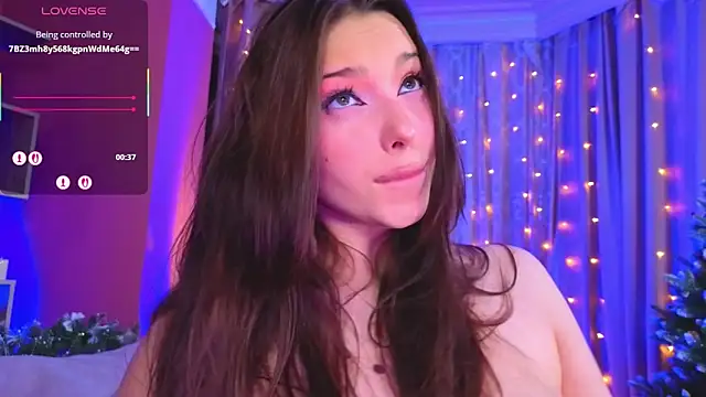 Lucy_louras live sex cam