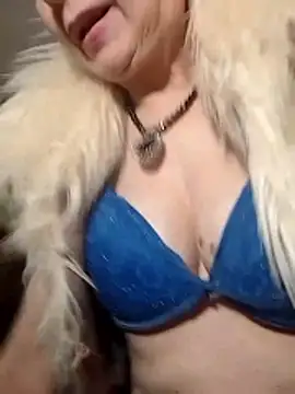 Rose60301's cam snapshot