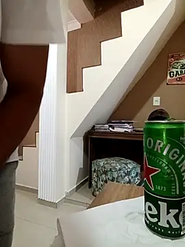 Gallo001 live sex cam