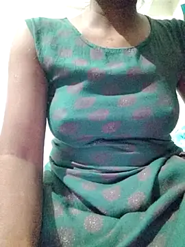 rituporna2004 live sex cam