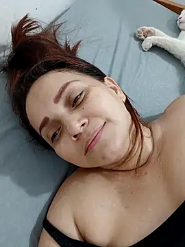 Amanda39 live sex cam