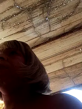 blondebitchlitle live sex cam