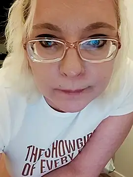 VikaKing's cam snapshot