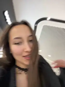 ICrazyOneIRL live sex cam