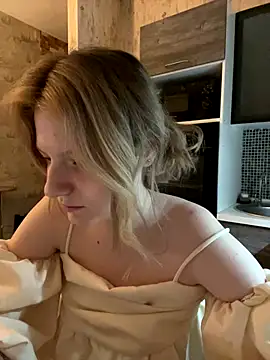 MaryHiggins's cam snapshot