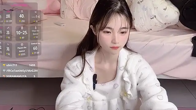 guoguo-77 live sex cam
