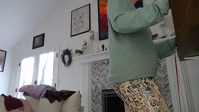 AuroraWillows live sex cam