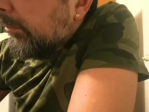 TARKAN1's cam snapshot