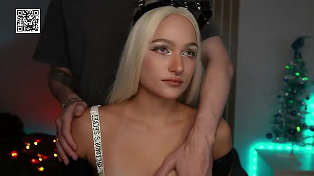 MrsTenderBeast live sex cam