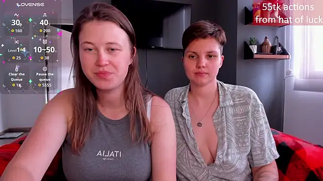 Tenderly_Couple's cam snapshot