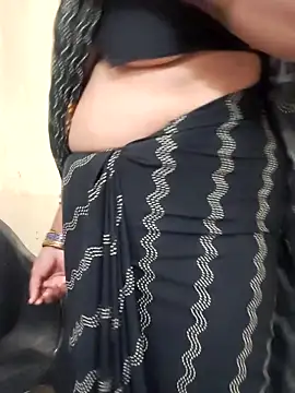 Hotcouplepriya's cam snapshot