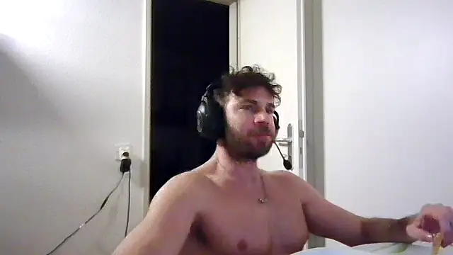 alpha-hunk live sex cam