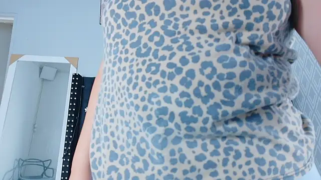 hotlatinateacher live sex cam