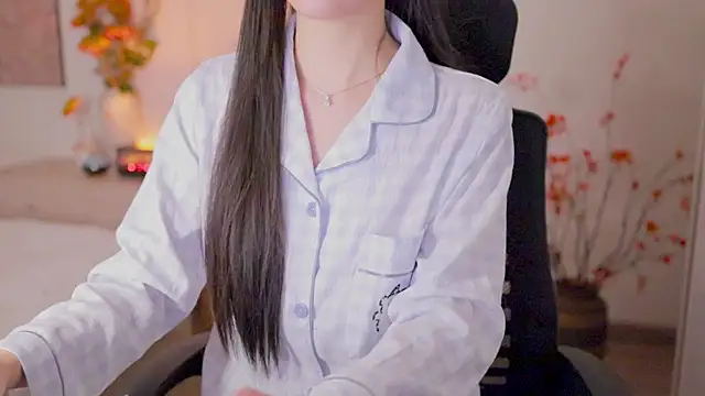 SpiderIily's cam snapshot