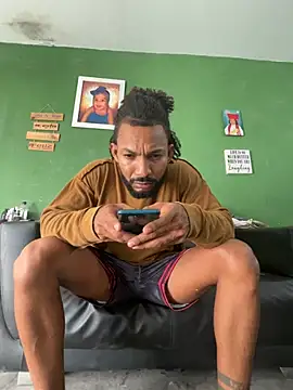 leon97hot's cam snapshot