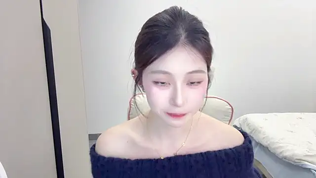 QQoooo-'s cam snapshot