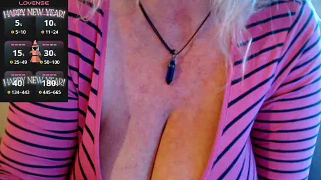 JennaDeluxe live sex cam