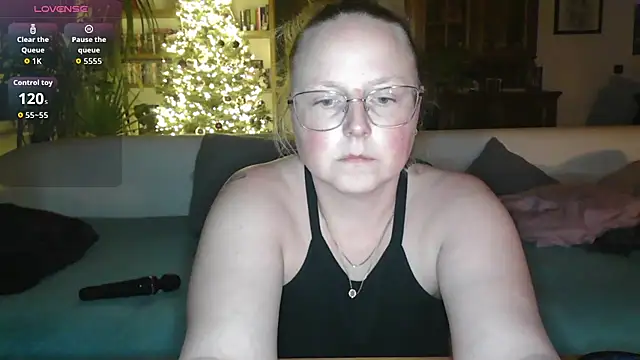 _Becca_und_Nimmersatt_'s cam snapshot