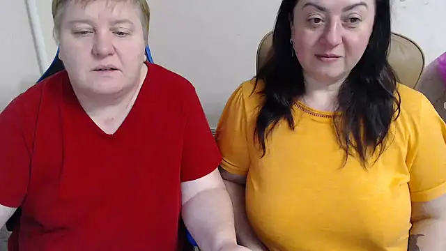 Bertie_Adeline's cam snapshot