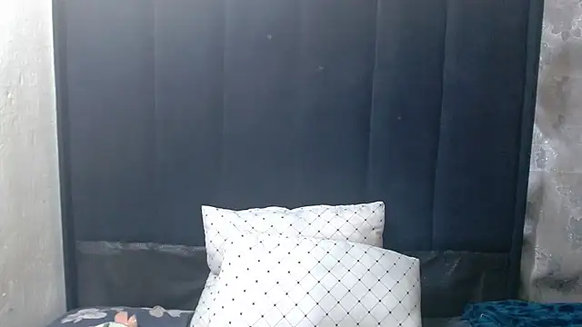 Peachesx25's cam snapshot